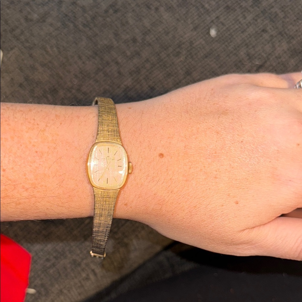 Hamilton Gold Women's Watch - Picture 3 of 6